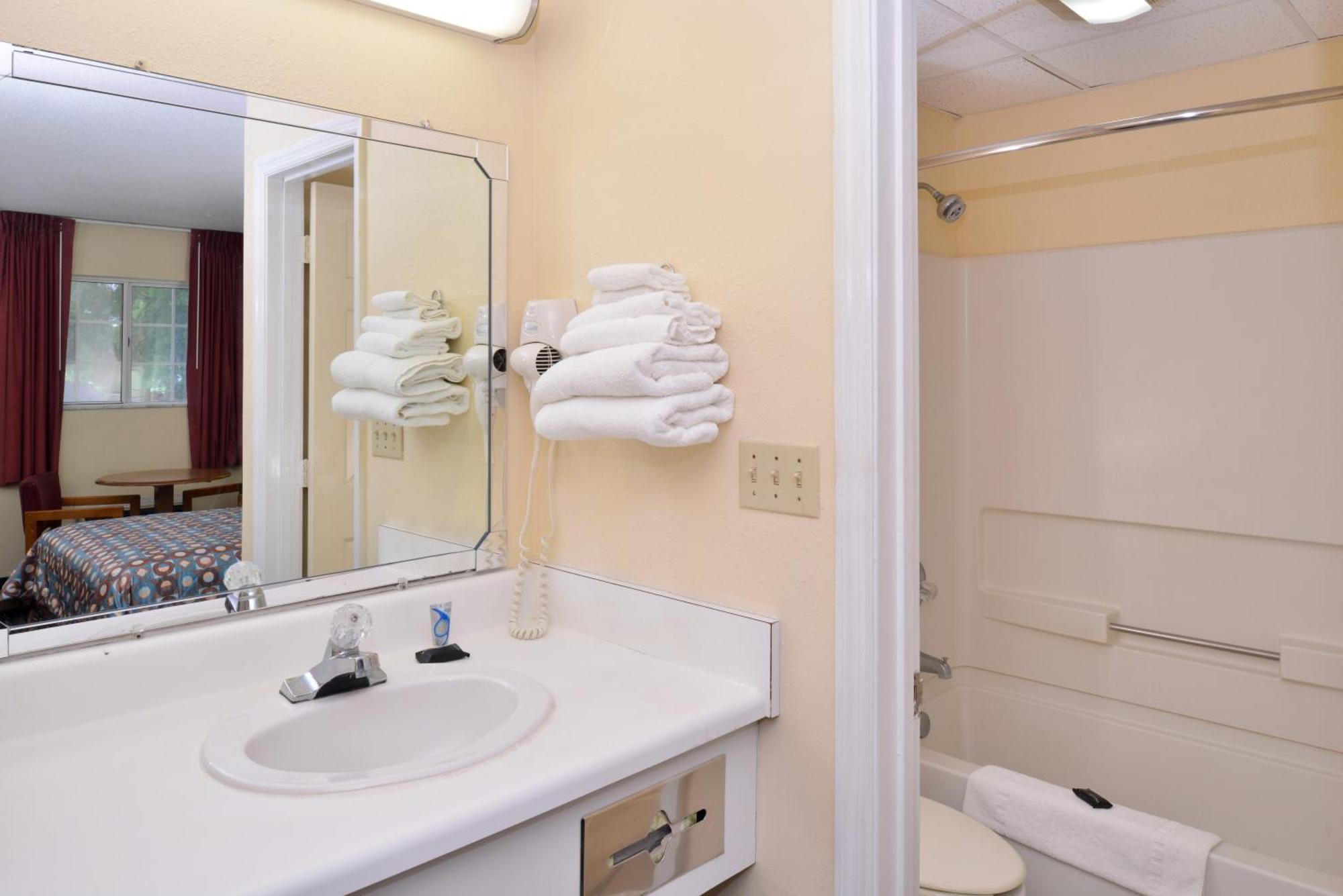 Americas Best Value Inn Edenton Екстериор снимка